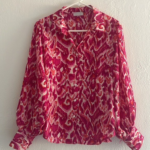 Q2 Brand Women’s Top; Size Medium - Picture 12 of 12